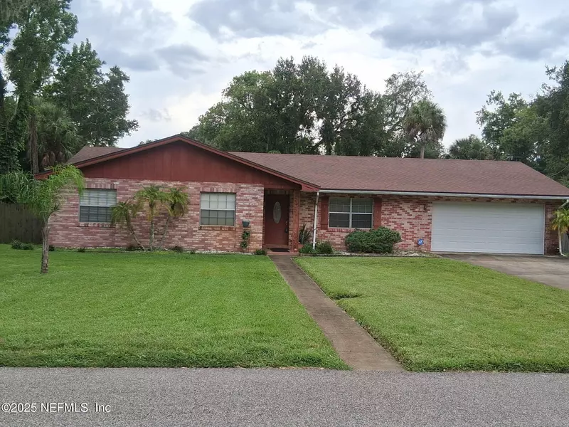 364 WILSON AVE, Daytona Beach, FL 32114