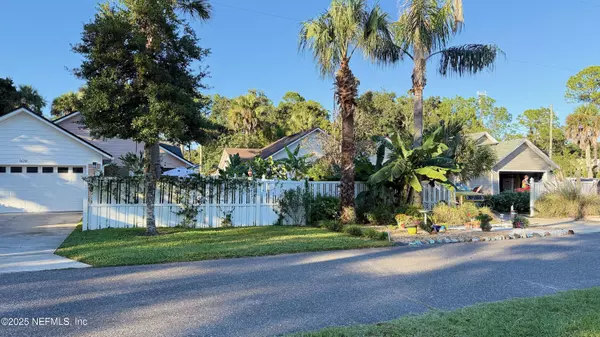 Atlantic Beach, FL 32233,696 KESTNER RD