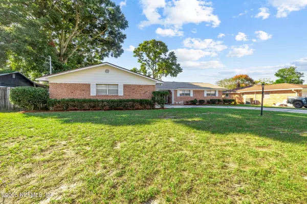 Jacksonville, FL 32277,7302 SANDY BLUFF DR