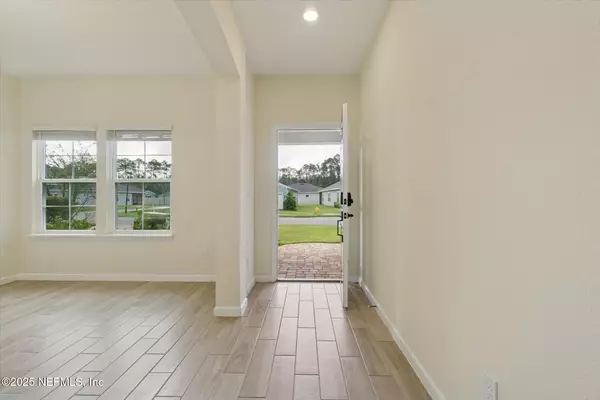 Jacksonville, FL 32222,10369 PAVNES CREEK DR