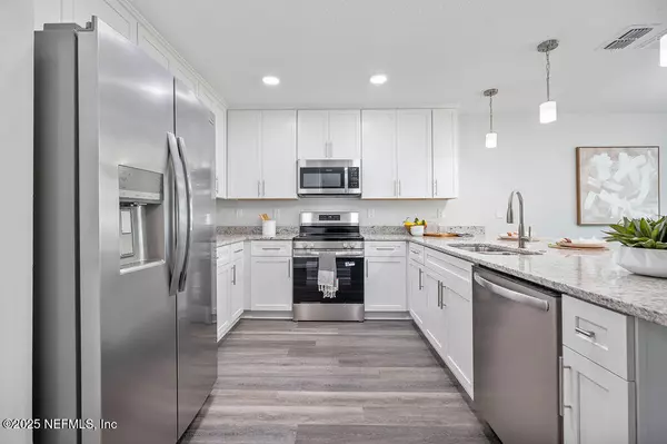 Jacksonville, FL 32224,12159 CALAIS ST