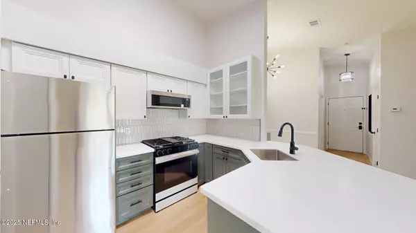 Jacksonville, FL 32224,13810 SUTTON PARK DR N #533