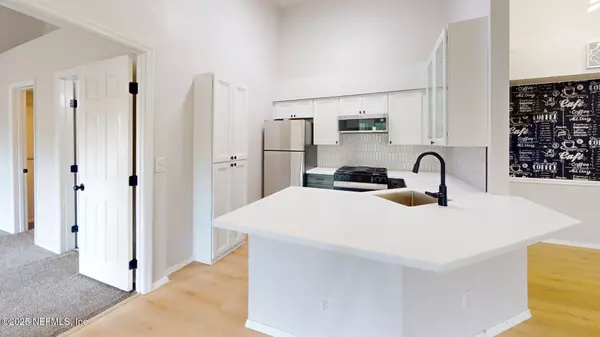 Jacksonville, FL 32224,13810 SUTTON PARK DR N #533