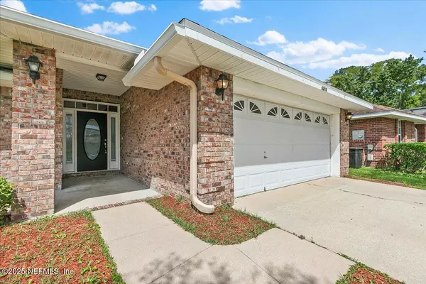 Jacksonville, FL 32244,6253 N IRONSIDE DR