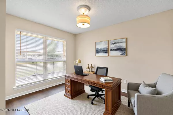 Jacksonville, FL 32244,6253 N IRONSIDE DR