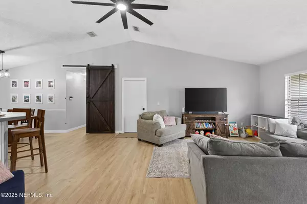 Jacksonville, FL 32221,2172 ROTHBURY DR