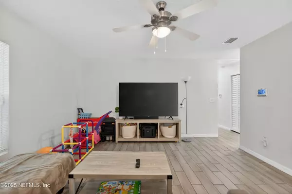 Jacksonville, FL 32206,517 LINWOOD AVE