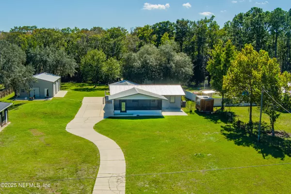 Green Cove Springs, FL 32043,215 PIONEER TRL