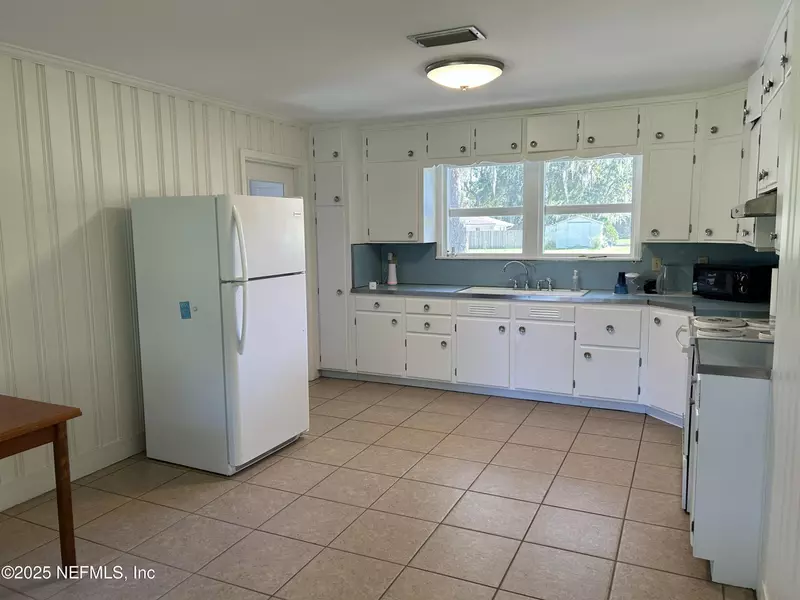 940 MYRON RD, Jacksonville, FL 32259