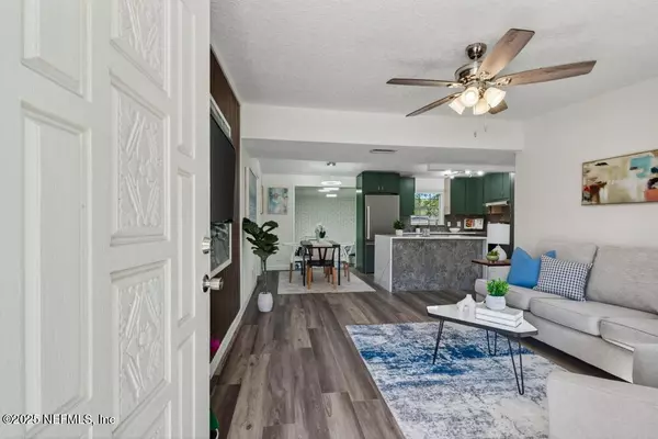 Jacksonville, FL 32208,5115 CHIVALRY DR