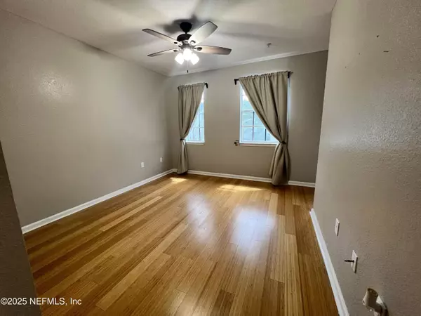 Jacksonville, FL 32246,10075 GATE Pkwy #2004