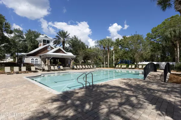 Jacksonville, FL 32225,12301 KERNAN FOREST BLVD #207