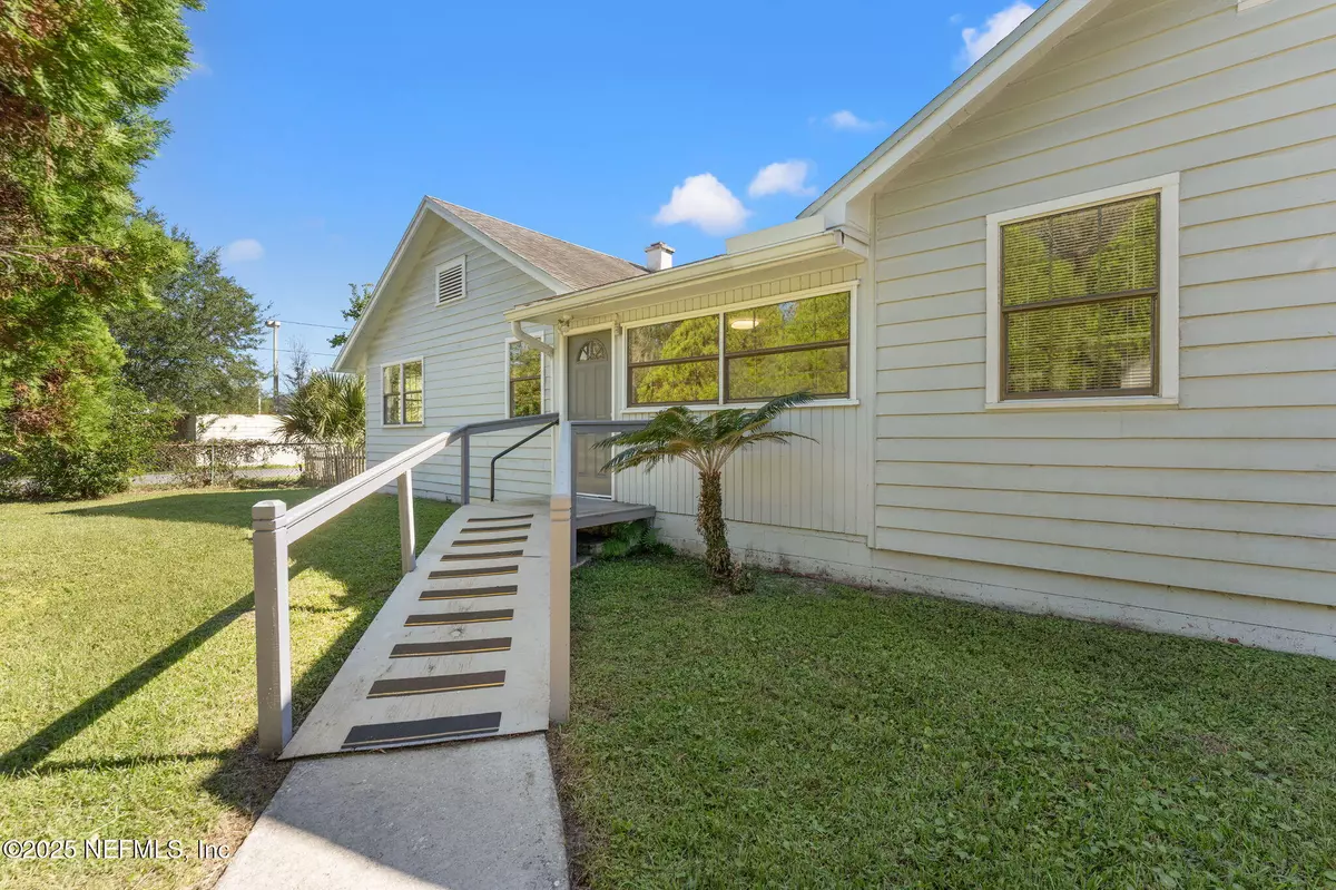 Jacksonville, FL 32205,5104 HOLLYCREST DR