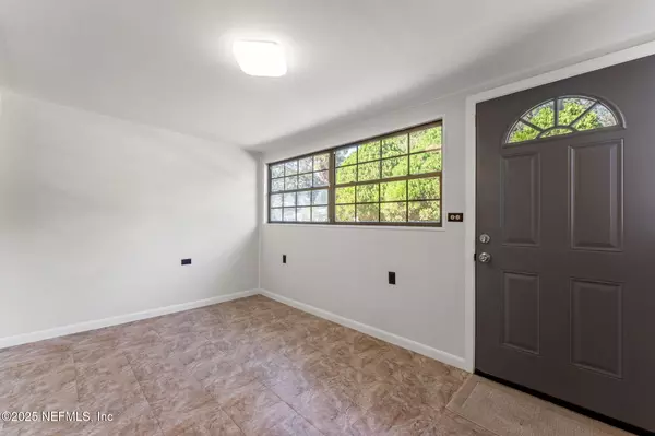 Jacksonville, FL 32205,5104 HOLLYCREST DR