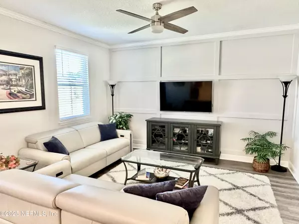 Yulee, FL 32097,323 SWEETGUM ST