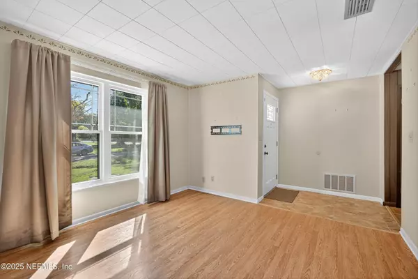 Jacksonville, FL 32244,5975 111TH ST