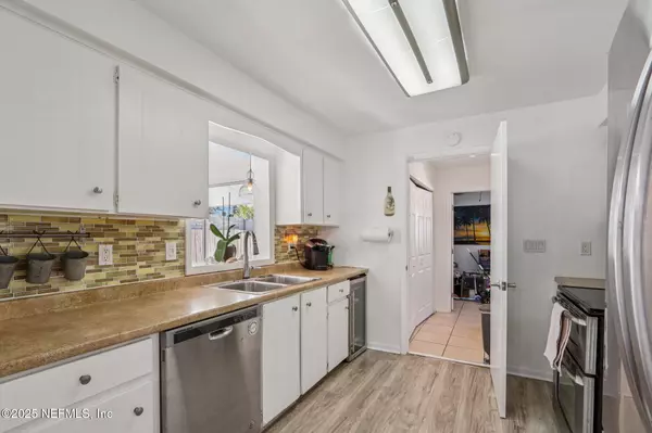 St. Augustine, FL 32080,209 TROPIC WAY