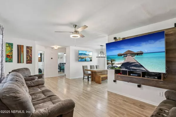 St. Augustine, FL 32080,209 TROPIC WAY