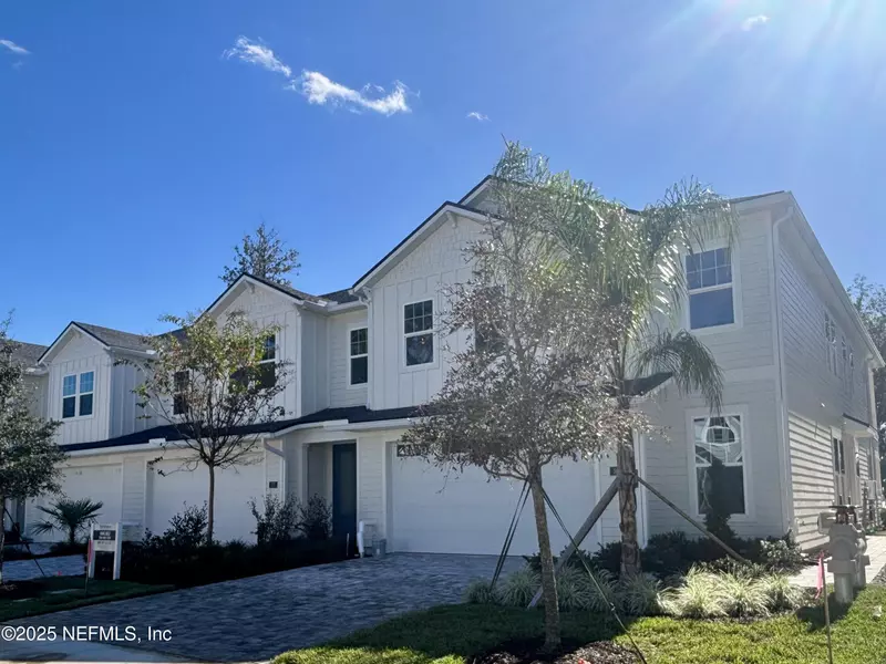 349 OAKMOSS DR, St. Johns, FL 32259