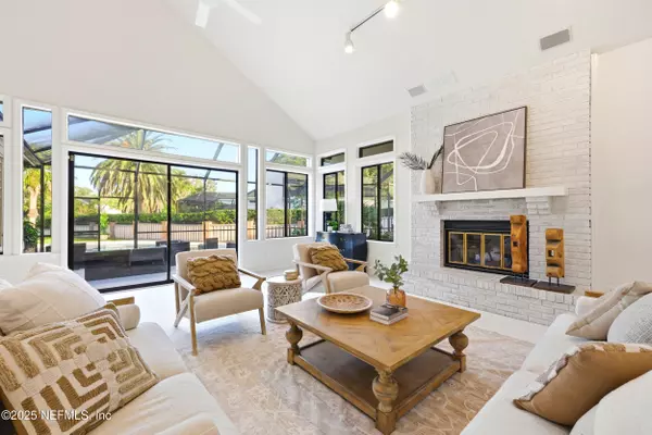 Ponte Vedra Beach, FL 32082,3293 OLD BARN RD RD E