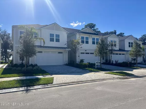 St. Johns, FL 32259,369 OAKMOSS DR