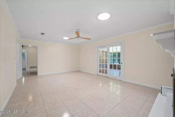 Jacksonville, FL 32277,3530 SANDBURG RD