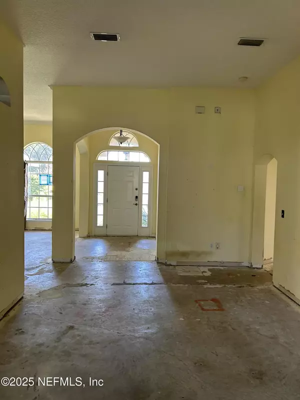 Yulee, FL 32097,86173 MAPLE LEAF PL