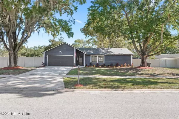 Jacksonville, FL 32244,6695 ARROWROOT DR