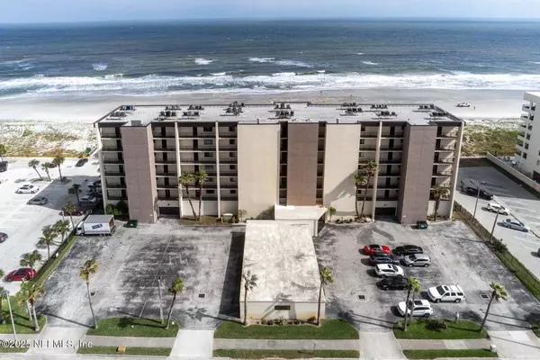 Jacksonville Beach, FL 32250,601 1ST ST #3G
