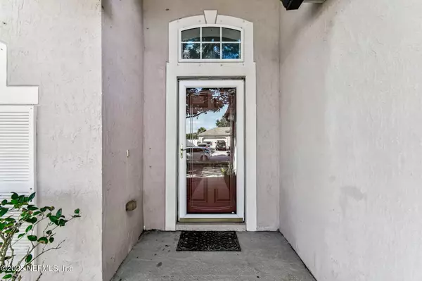 Jacksonville, FL 32246,11136 PEERLESS LN