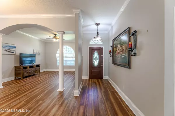 Middleburg, FL 32068,2016 GLITTER CT