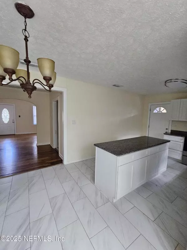 Jacksonville, FL 32205,3648 ERNEST ST