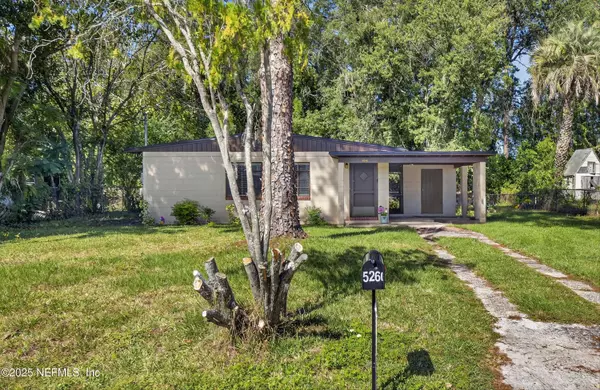 5261 PENNANT DR, Jacksonville, FL 32244