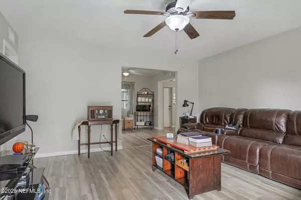 Jacksonville, FL 32277,7015 GREENFERN LN