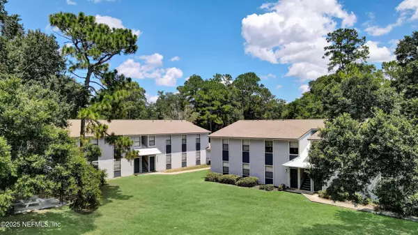 10825 KEY HAVEN BLVD #100, Jacksonville, FL 32218