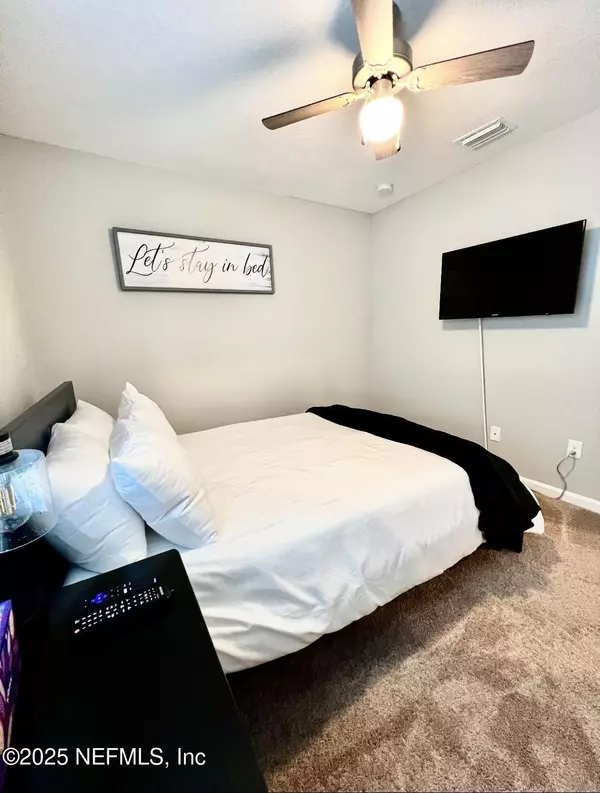 Jacksonville, FL 32222,9810 FIDDLEBACK LN