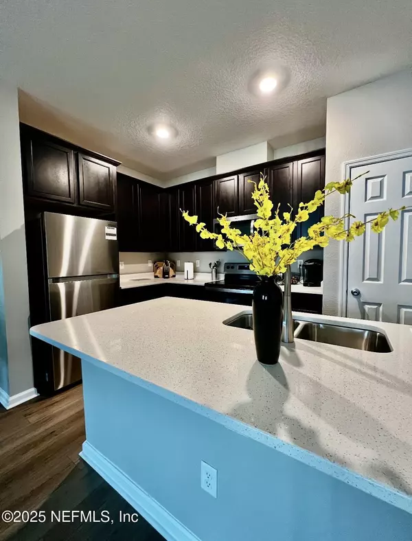 Jacksonville, FL 32222,9810 FIDDLEBACK LN