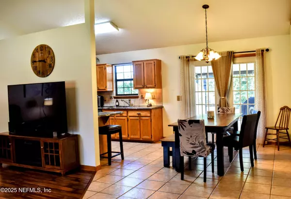 Palatka, FL 32177,112 W CAMELOT DR