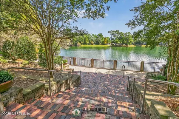 Jacksonville, FL 32246,9823 TAPESTRY PARK CIR #106