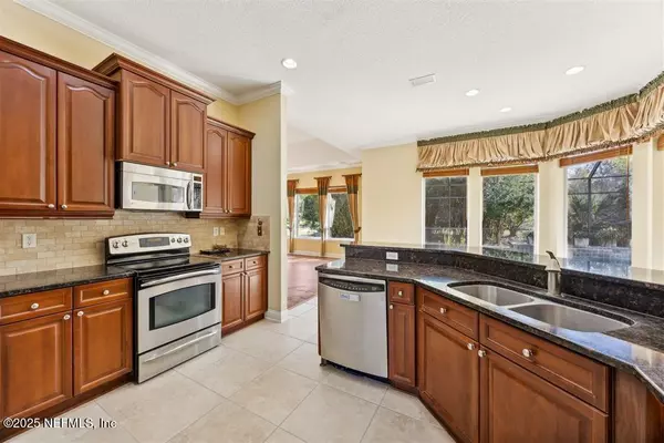 Fernandina Beach, FL 32034,85098 MAJESTIC WALK CIR