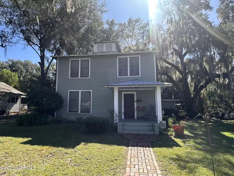 2211 ST JOHNS AVE, Palatka, FL 32177