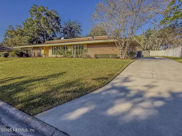 Jacksonville, FL 32217,8652 VILLA SAN JOSE DR E