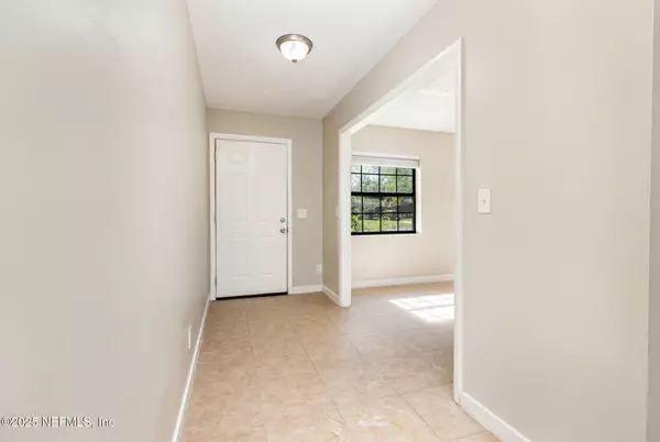 Jacksonville, FL 32244,7433 LEROY DR