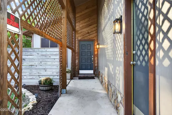 Orange Park, FL 32073,2216 KENSINGTON LN