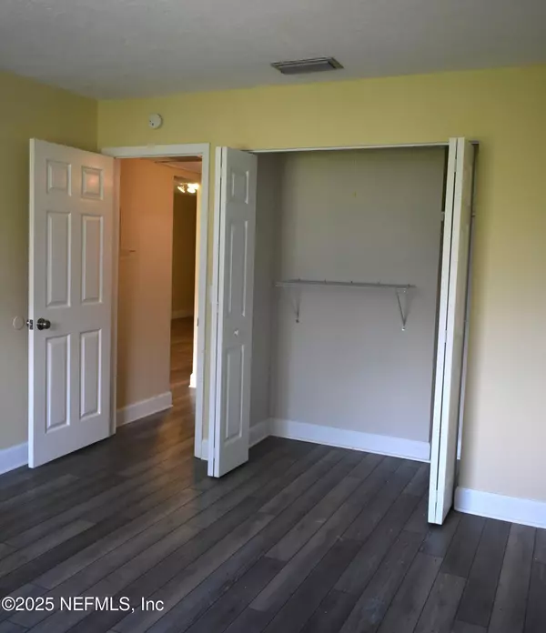 Jacksonville, FL 32207,4975 SAN JOSE BLVD #306
