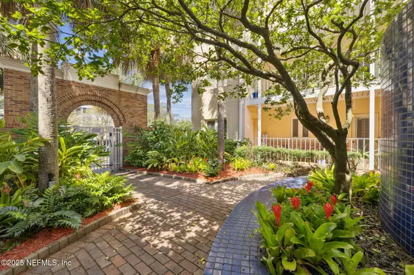 Jacksonville, FL 32205,2912 ST JOHNS AVE #17