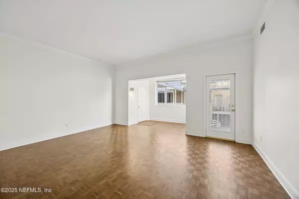 Jacksonville, FL 32205,2912 ST JOHNS AVE #17