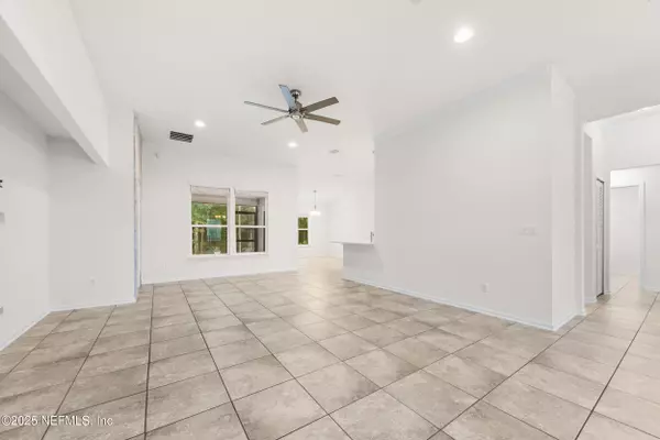 Jacksonville, FL 32222,11597 PACEYS POND CIR