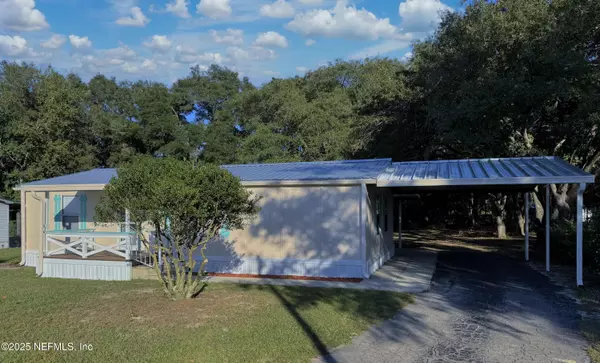 Interlachen, FL 32148,106 RIDGEWOOD AVE