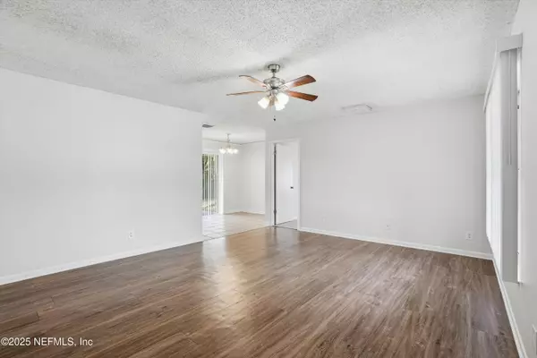 Jacksonville, FL 32244,8362 KIPLING CT